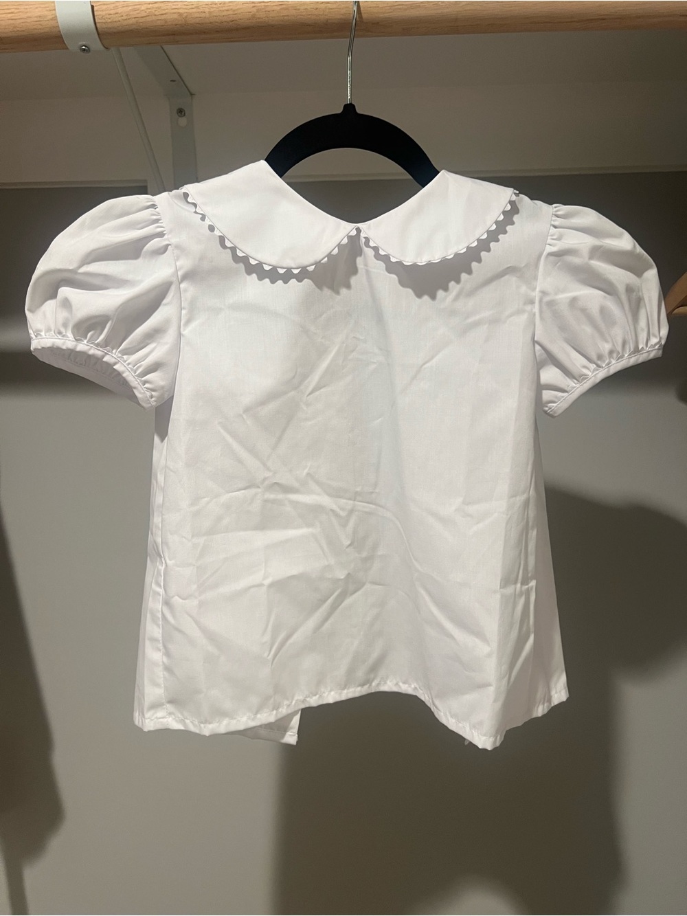 Like new - SHRIMP & GRITS White Puff Sleeve Peter Pan Collar Top - Kids Shirt